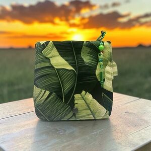 Green Tropical Leaf crossbody shoulder bag